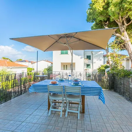 Via Toselli By Interhome דירה *