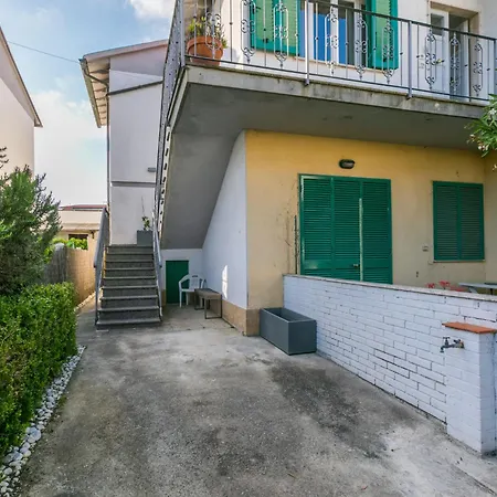 Via Toselli By Interhome Cecina (Livorno)
